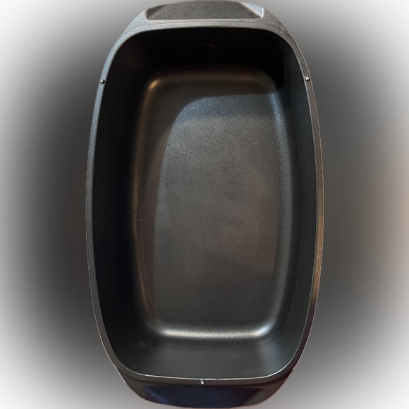 Pampered Chef Covered Roaster, EUC - Picture 2 of 7